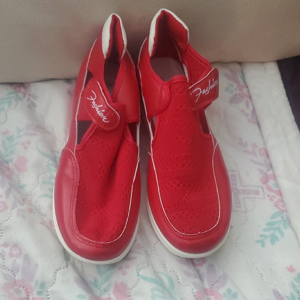 Women’s Red Casual Slip-On Sandal Sneakers